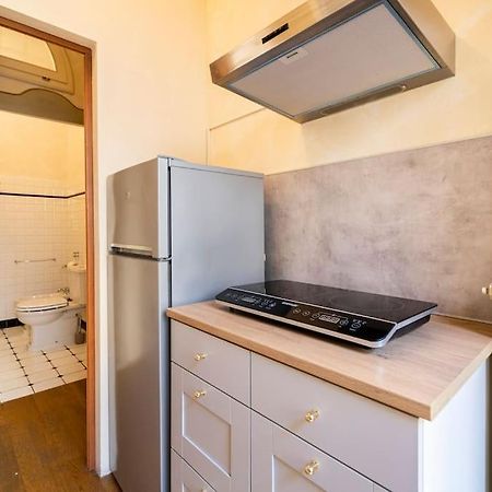 Appartamento Elegante E Centrale La Foglia D'Oro Болоня Екстериор снимка